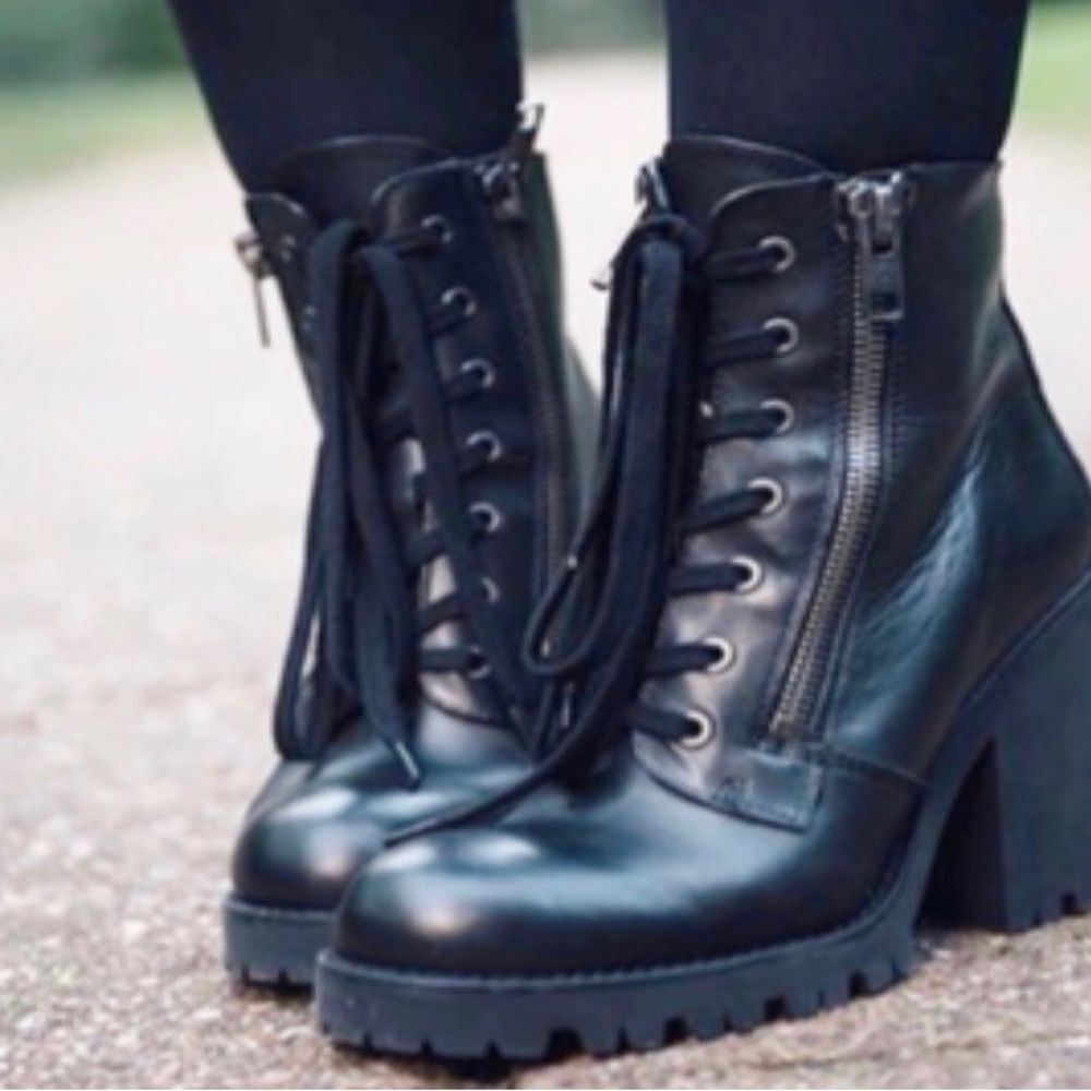 ASH Poker Black Leather Women’s Laceup Combat Boots with Chunky Heel 40 10